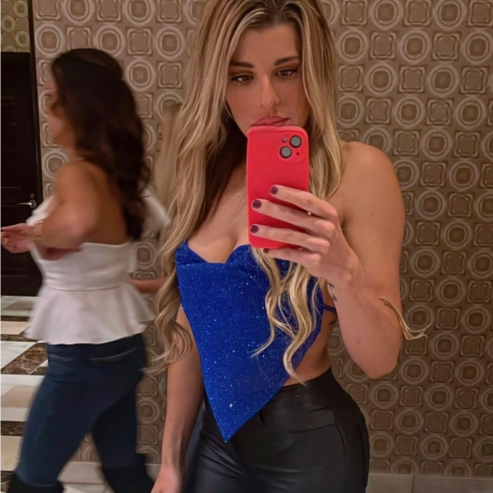 Boo-boo fashion blue sparkle crop top!